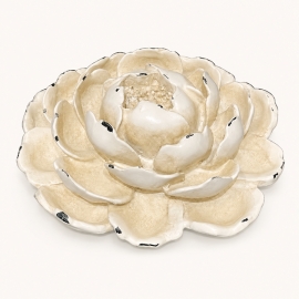 Rose décorative en résine crème patinée diamètre 12 cm