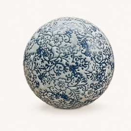 Boule décorative Navah en céramique blanche et bleue – diamètre 10 cm