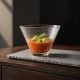 Verrine Fleur 24 cl La Rochère présentée en entrée