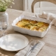 Mise en ambiance à l’échelle du plat Impressions avec une assiette standard. Aliments et accessoires non inclus.