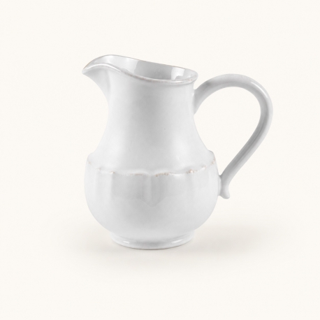 Dimensions du pichet Impressions blanc : hauteur 21,2 cm, largeur 15,1 cm, contenance 1,92 L