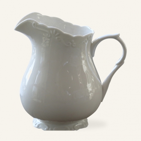 Pot à eau Provence en porcelaine blanche 1 litre — Chic Antique
